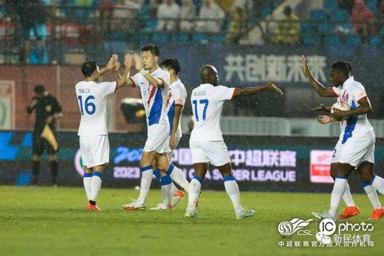 男男下药顶撞喘嗯啊h男男视频
