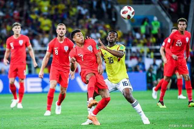 学长边上我边写作业