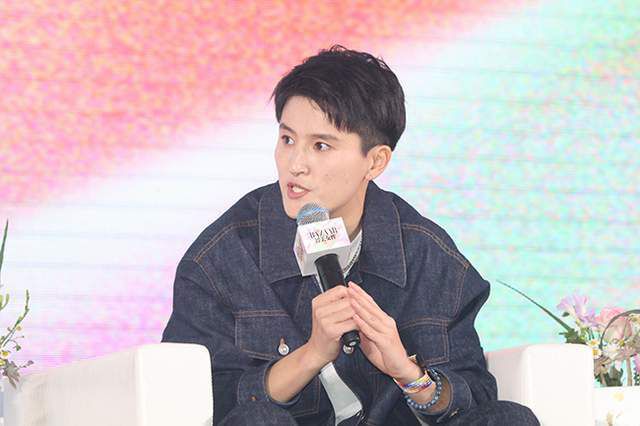 赛车女郎